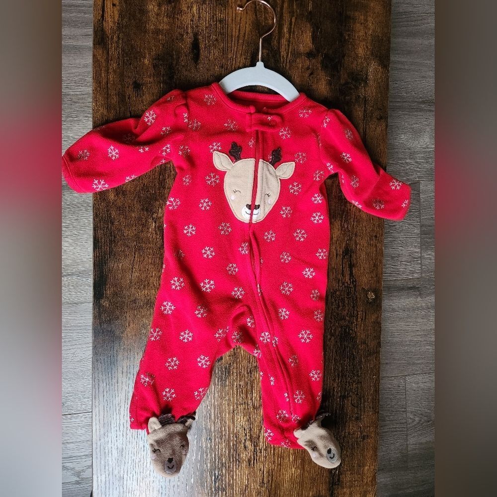 Baby Girl Red Footed zip up Reindeer Sleeper size‎ 0-3 months - Picture 3 of 4